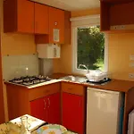 مكان تخييم La Ferme De 3*