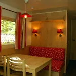 مكان تخييم La Ferme De 3*