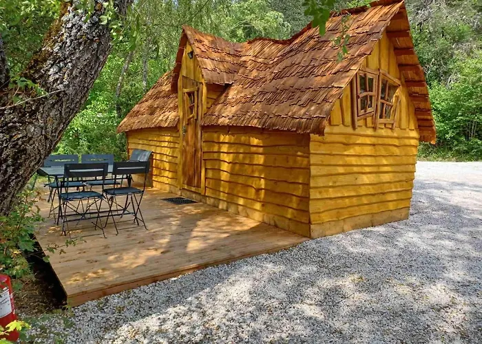 캠핑 라 페르메 드 3*