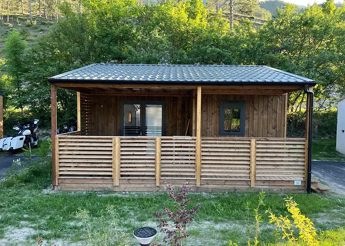 캠핑 라 페르메 드 카스텔란