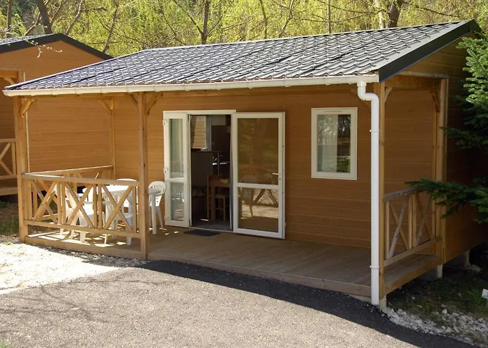 캠핑 라 페르메 드 3*