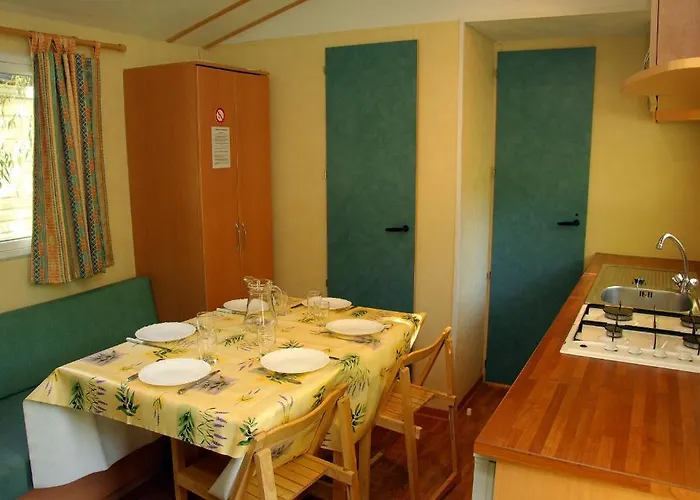 캠프장 캠핑 라 페르메 드 카스텔란