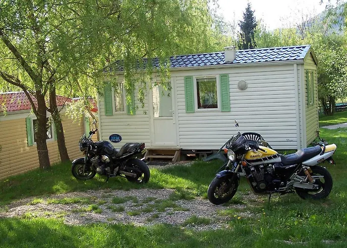 캠핑 라 페르메 드 카스텔란