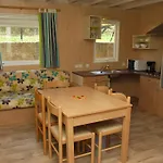 La Ferme De אתר קמפינג קסטלאנטה