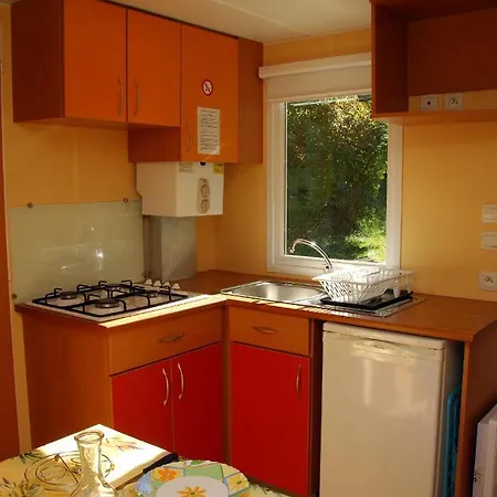 مكان تخييم La Ferme De 3*